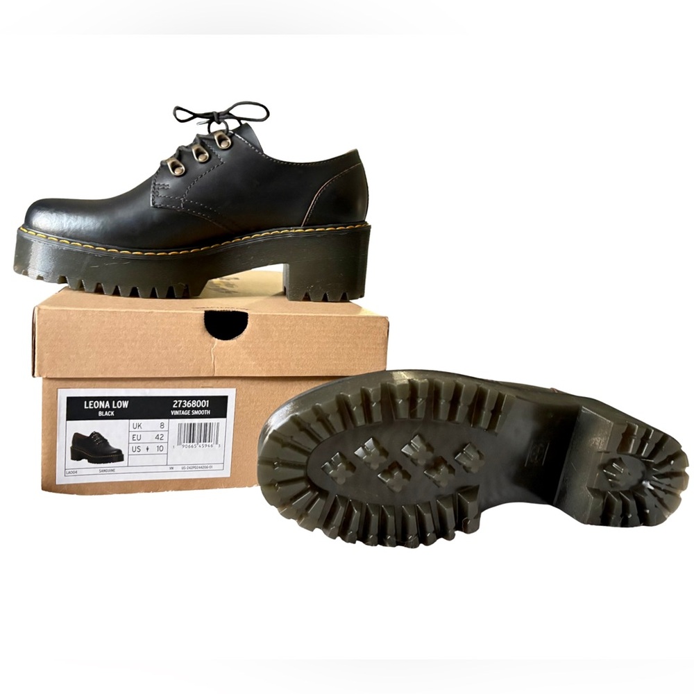 NWT Dr Martens Leona Low Women’s Boot Vintage Smooth Leather - Picture 1 of 4